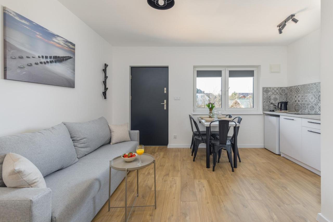 Seaside Escape Pet Friendly Apartments Mielenko By Noclegi Renters Bagian luar foto