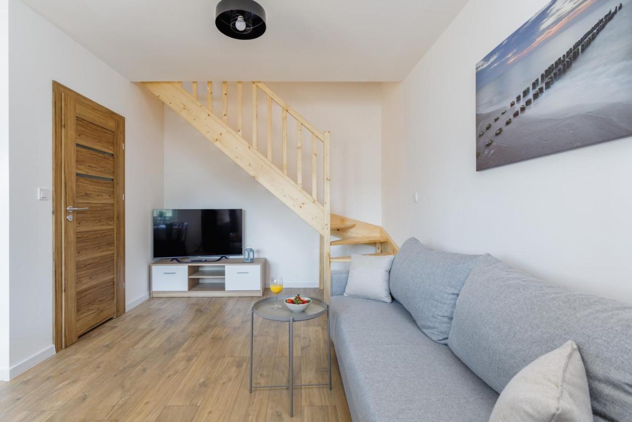 Seaside Escape Pet Friendly Apartments Mielenko By Noclegi Renters Bagian luar foto