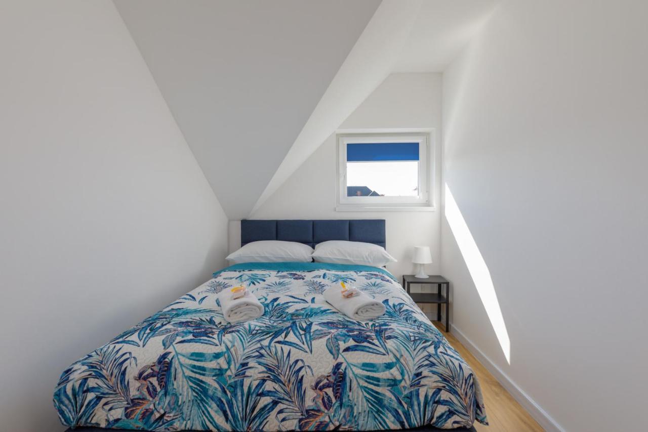 Seaside Escape Pet Friendly Apartments Mielenko By Noclegi Renters Bagian luar foto