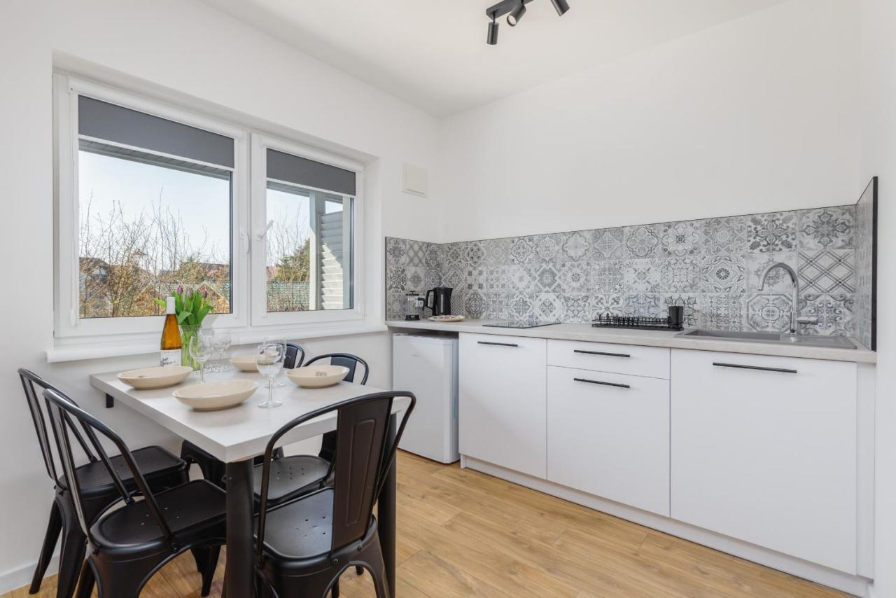Seaside Escape Pet Friendly Apartments Mielenko By Noclegi Renters Bagian luar foto