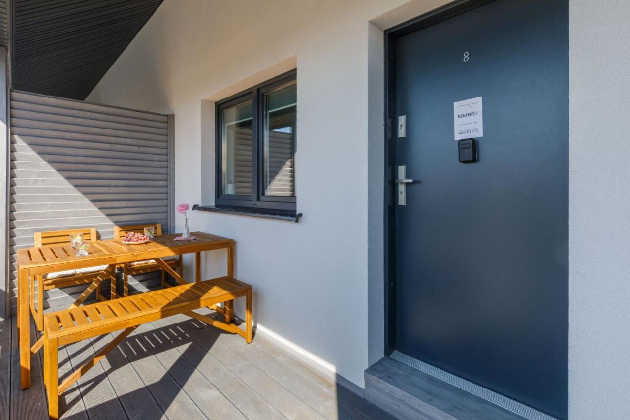 Seaside Escape Pet Friendly Apartments Mielenko By Noclegi Renters Bagian luar foto