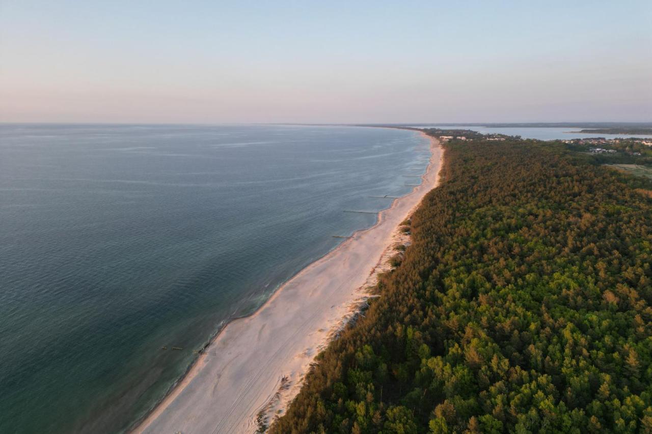 Seaside Escape Pet Friendly Apartments Mielenko By Noclegi Renters Bagian luar foto