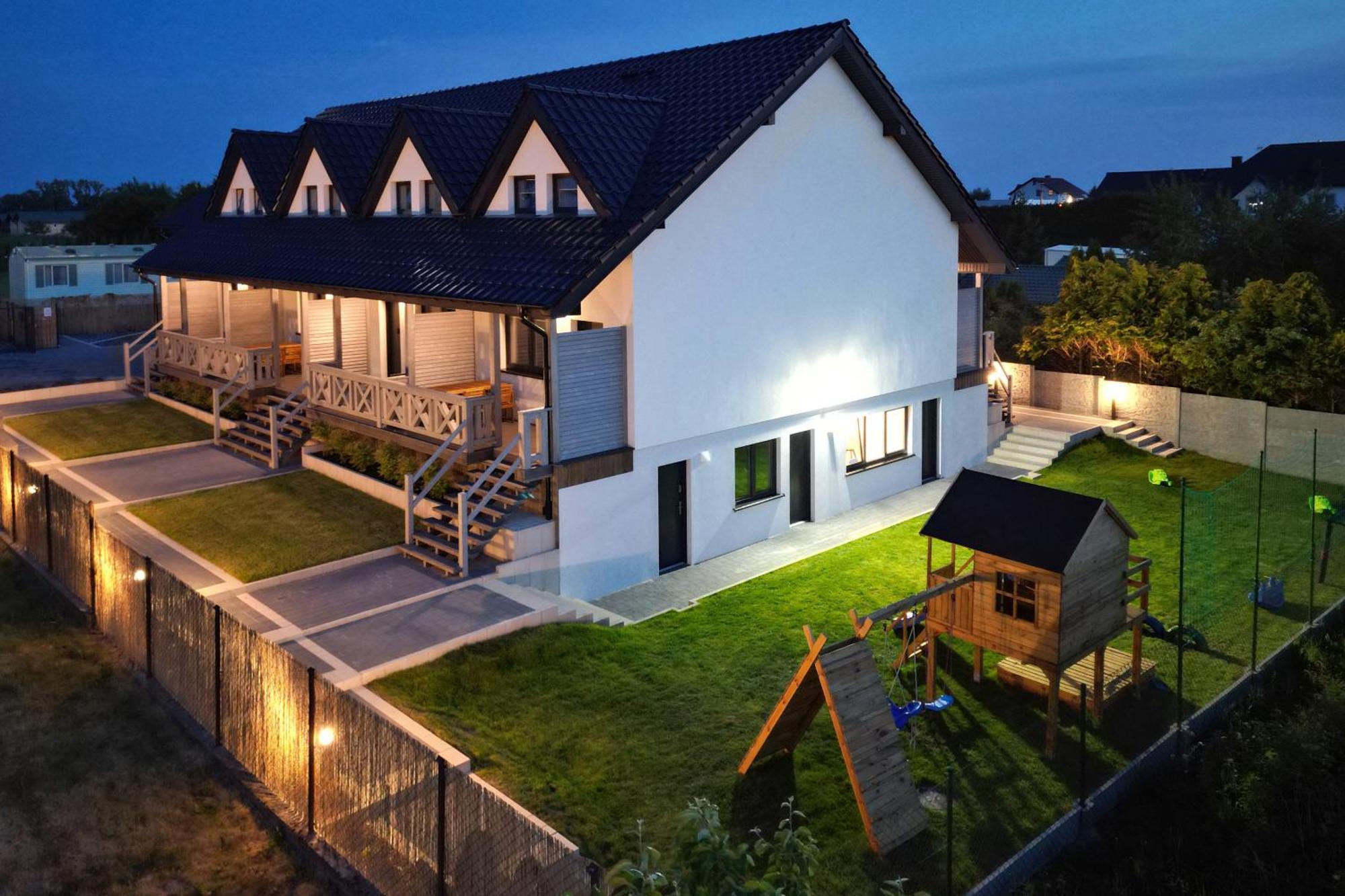 Seaside Escape Pet Friendly Apartments Mielenko By Noclegi Renters Bagian luar foto